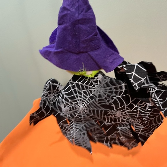 Halloween Decor Set with Pouch - Picture 4 of 6